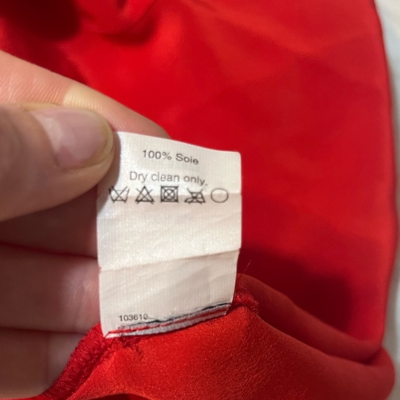 100% silk red button up from J Crew size 2 - Picture 6 of 6